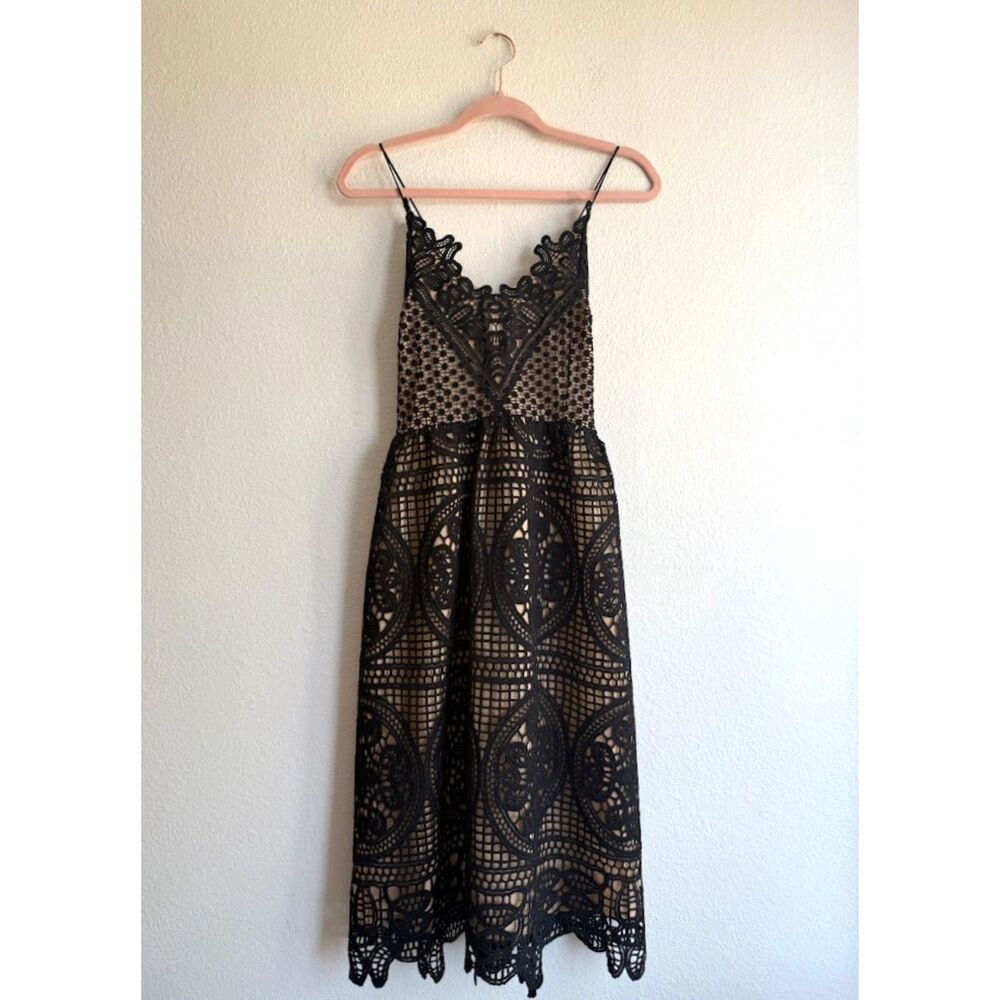Two Sisters The Label Annabelle Black Crochet Lace Up Midi Dress size M/L NWT